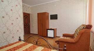 Гостиница Comfort Новомихайловский Двухместный номер с 1 кроватью или 2 отдельными кроватями-2